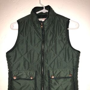Hunter green quilted vest size S